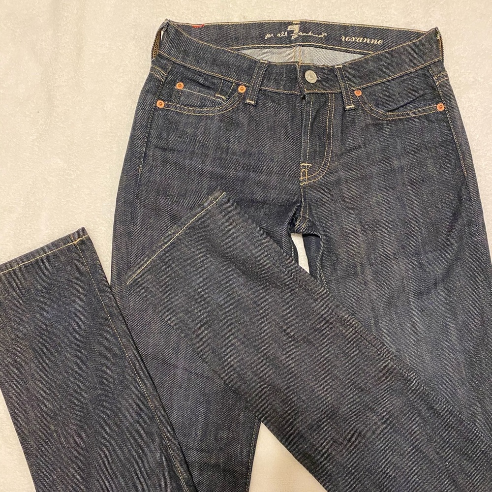 Seven jeans size 25.